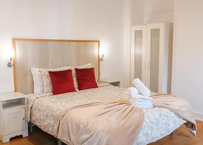 Πανσιόν Daniela's 305 *