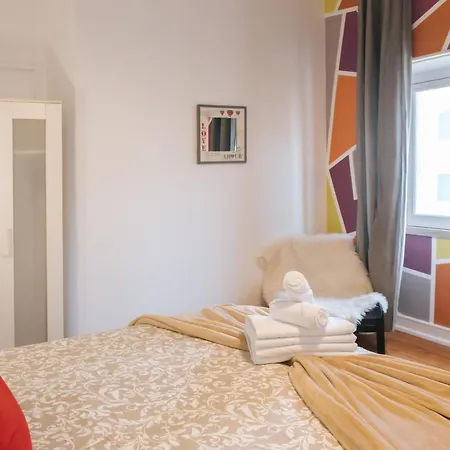 Daniela's 305 * Lissabon